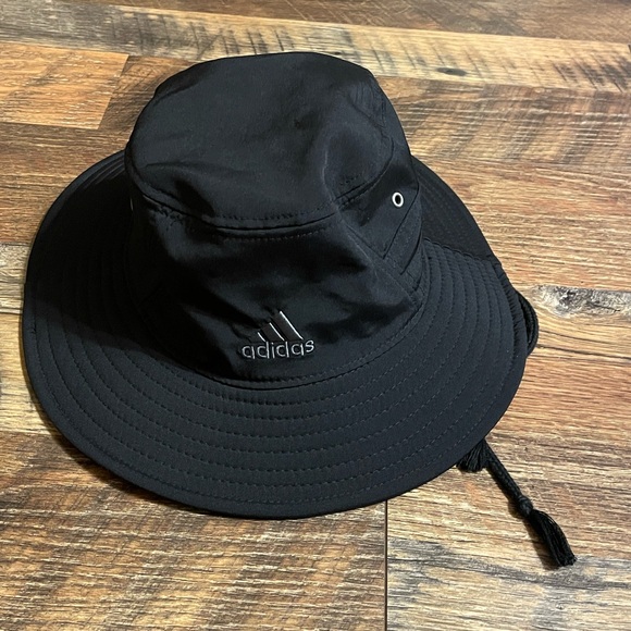 Adidas Classic Black Wide-Brim Hat - Picture 1 of 5